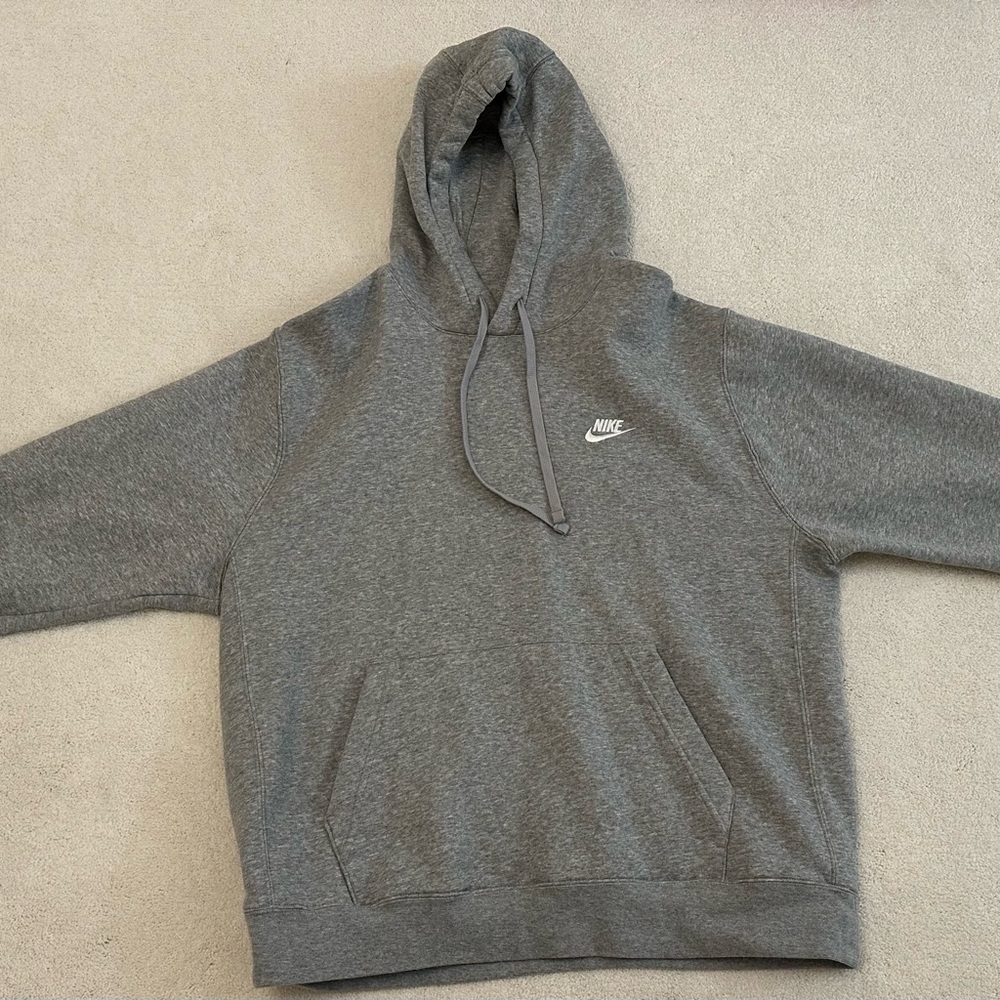 Nike Men's Gray Hoodie